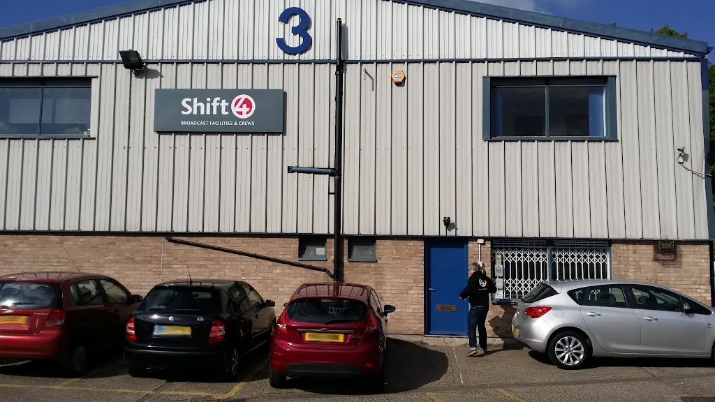 SHIFT 4 - Equipment Hire & Crew