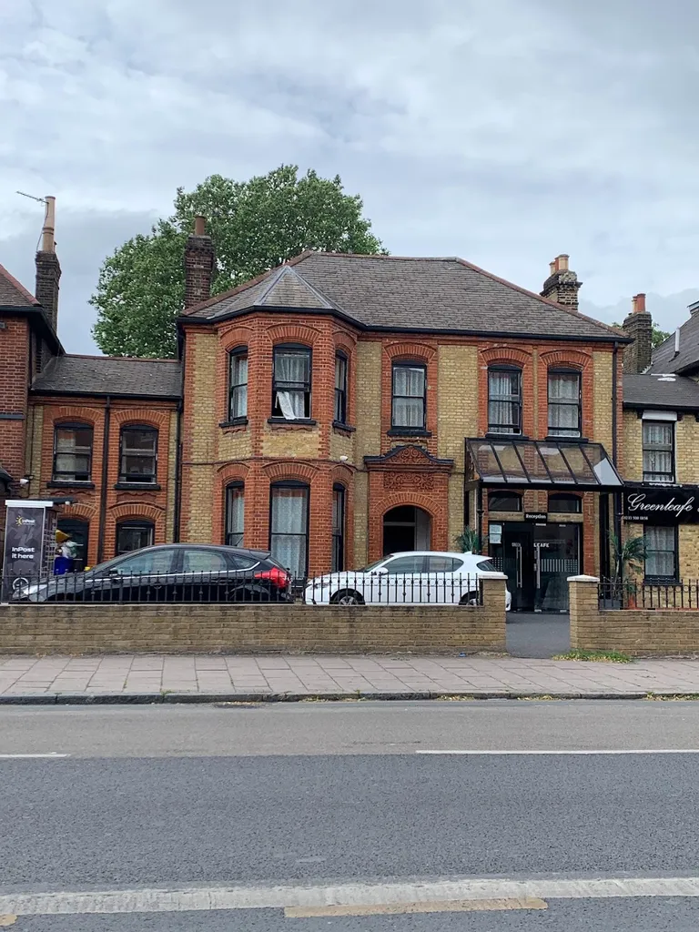 Silver Birch Hotel
