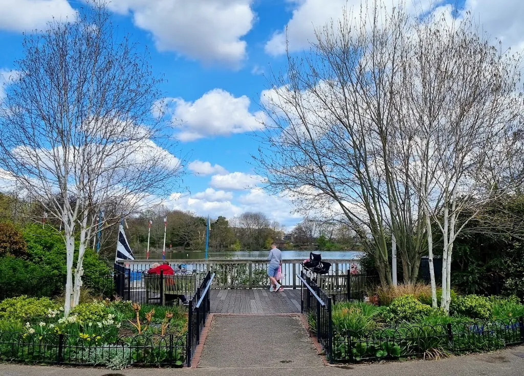 South Norwood Lake and Grounds