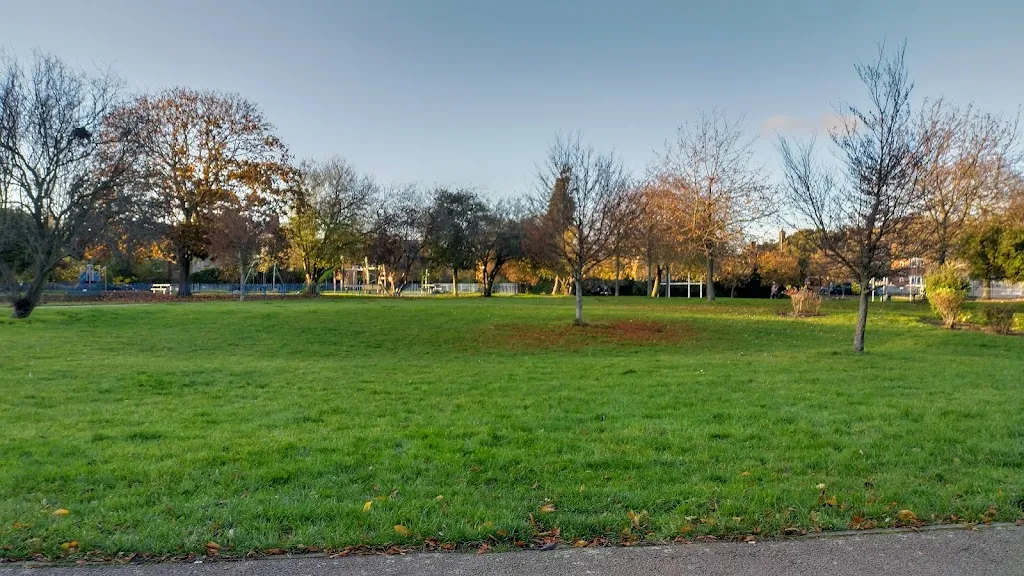 Springfield Gardens