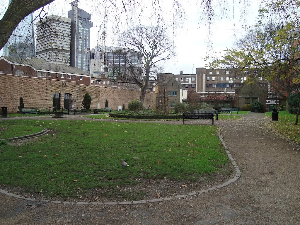 St George's Churchyard Garden