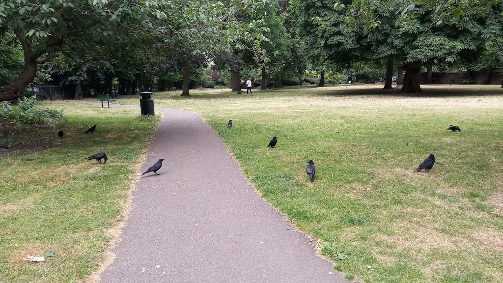 St Giles' Churchyard, Camberwell