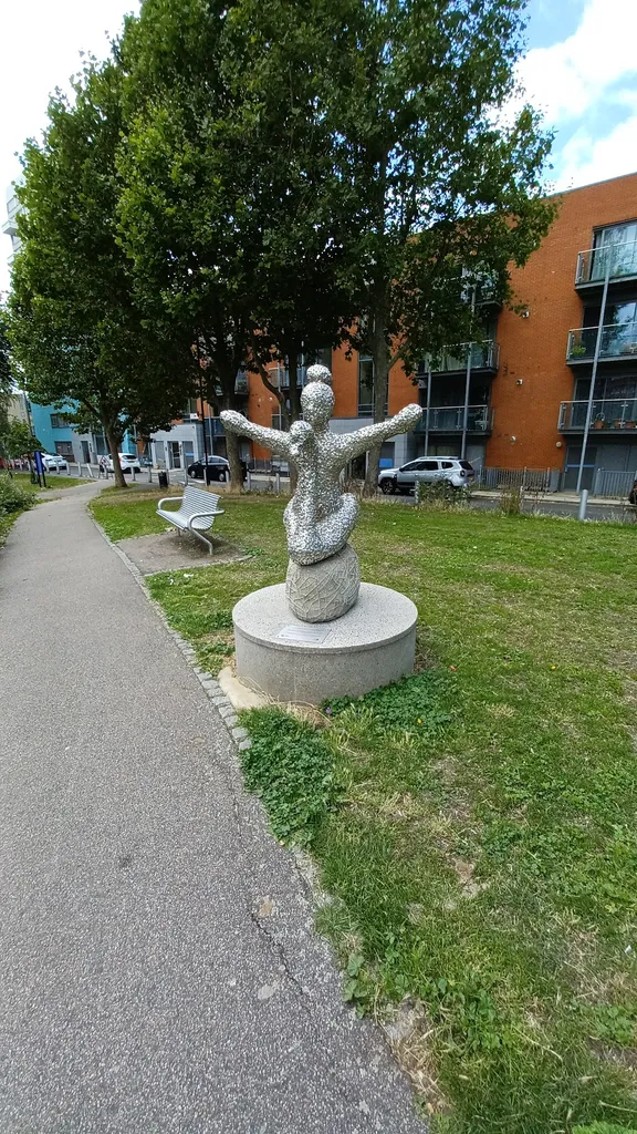Stonebridge Wharf Park