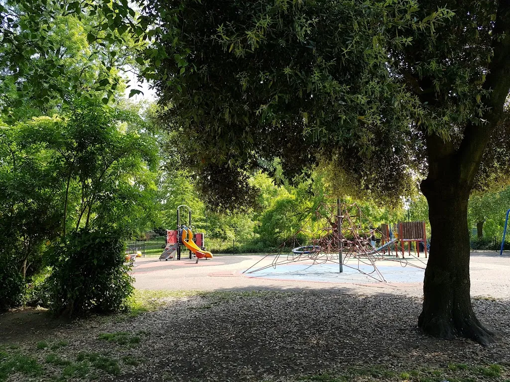 Sunray Gardens