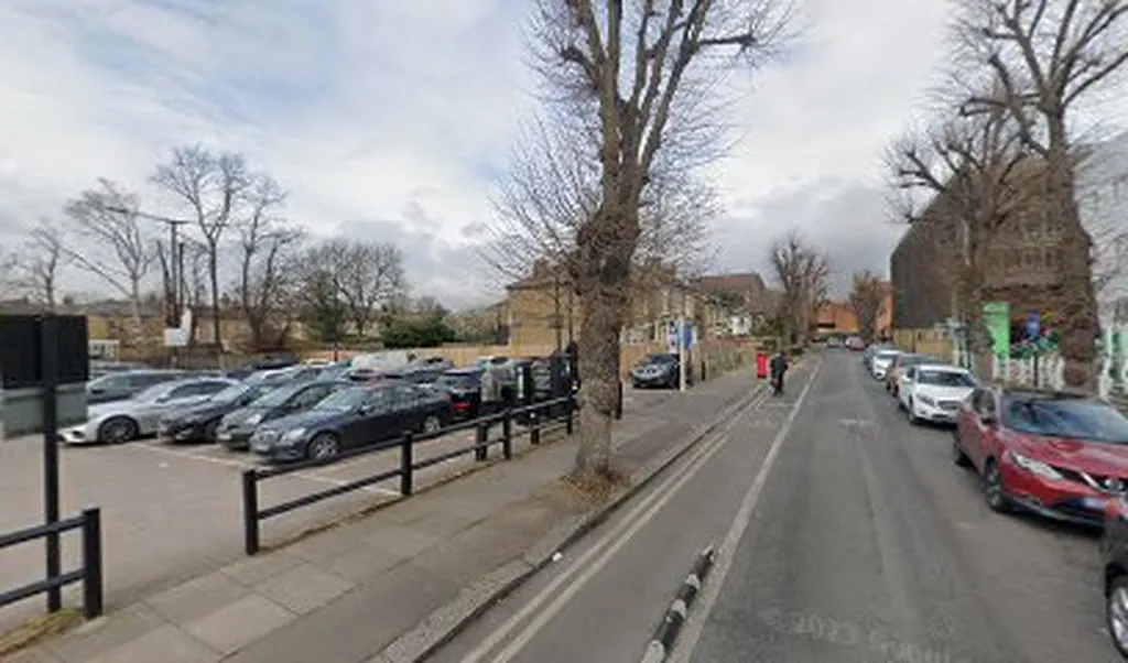 Sydney Road (Small) Car Park
