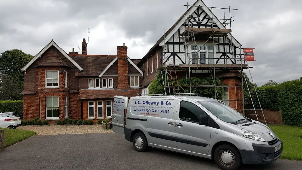 T.C. OTTAWAY & CO