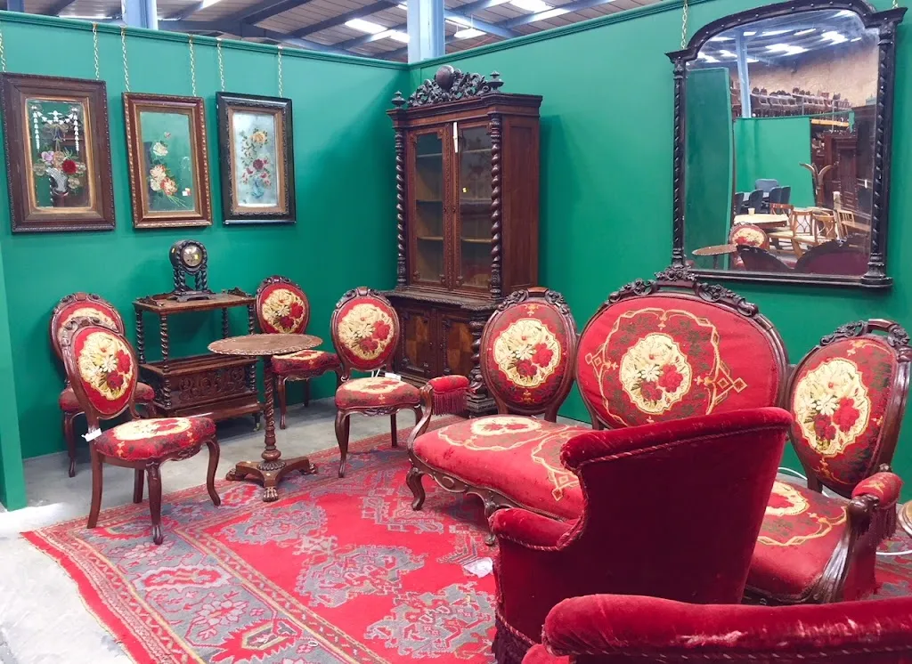 The Classic Prop Hire Co Ltd