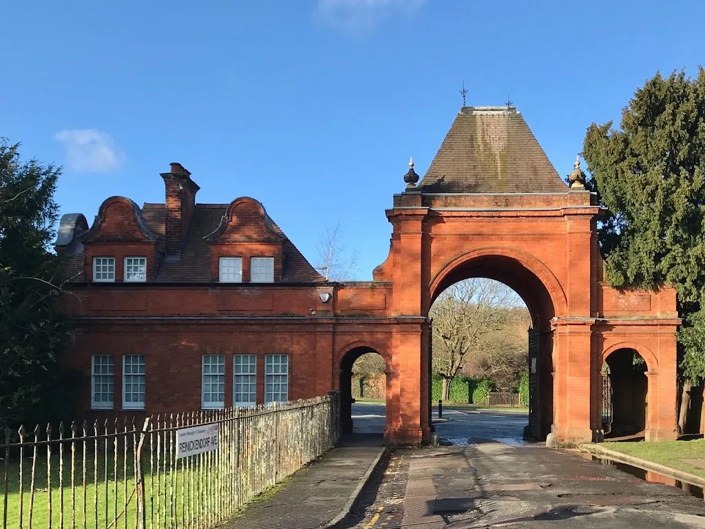 The gatehouse to Avery Hill