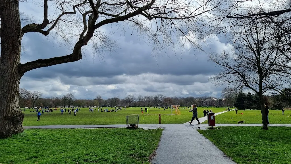 Tooting Commons