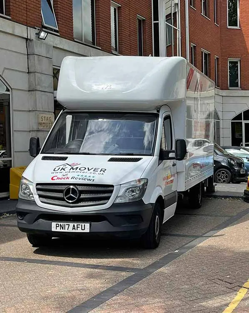 UK MOVER LTD