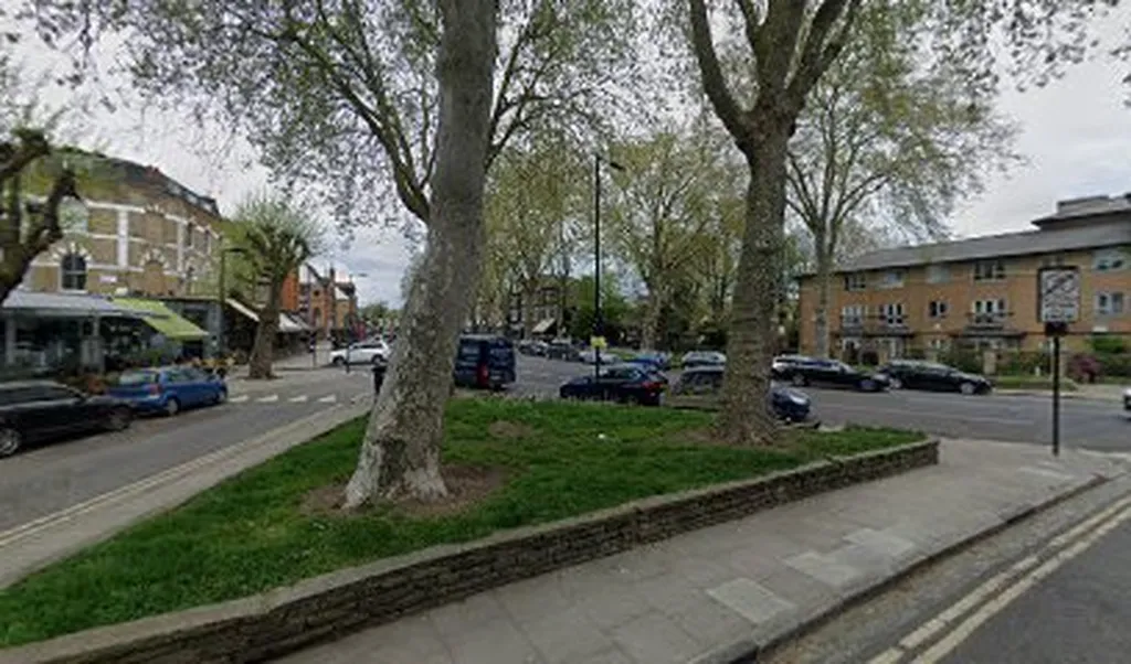 Victoria Park Village Green