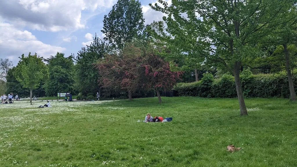 Winfield House Grounds