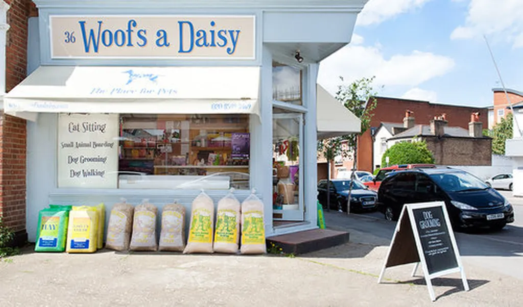 Woofs A Daisy