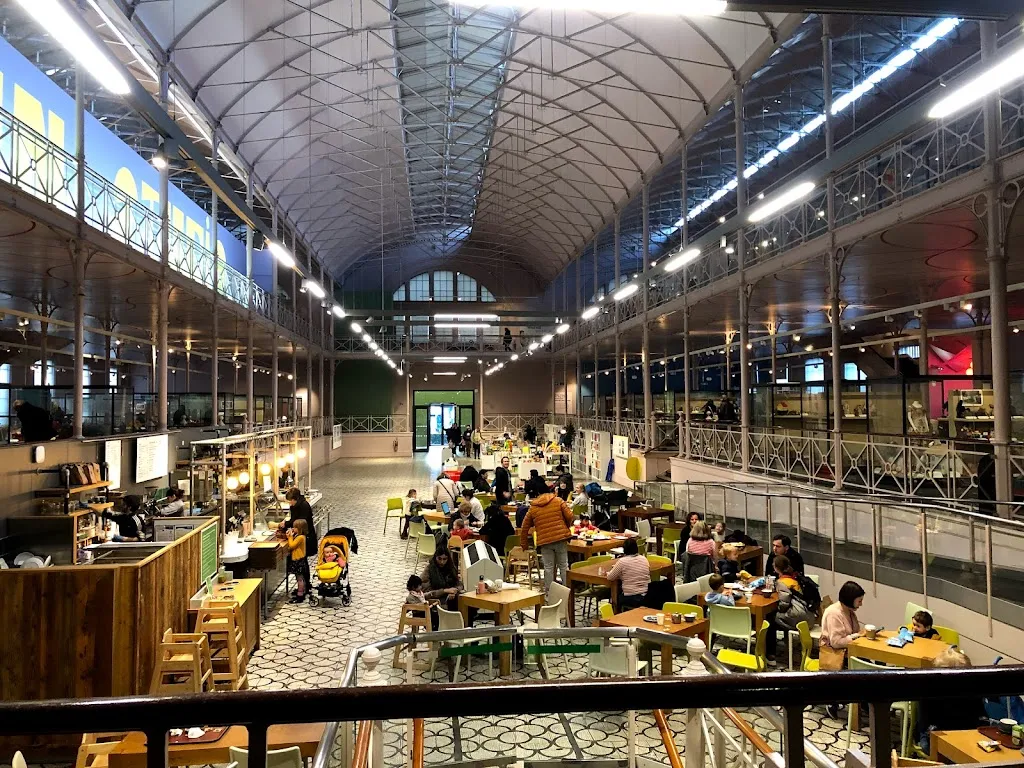 Young V&A