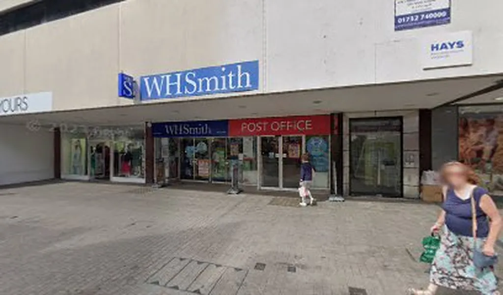 Amazon Counter - Post Office Bromley
