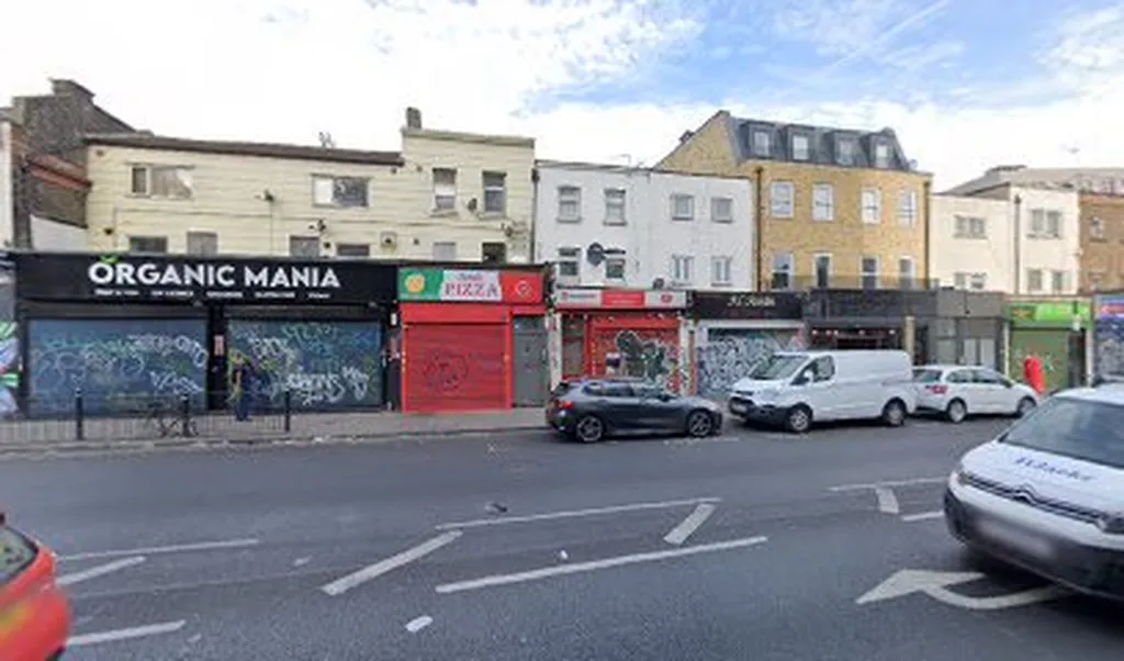 Amazon Counter - Post Office Cambridge Heath