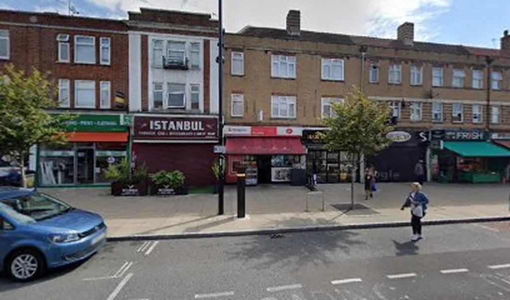 Amazon Counter - Post Office Ruislip Manor