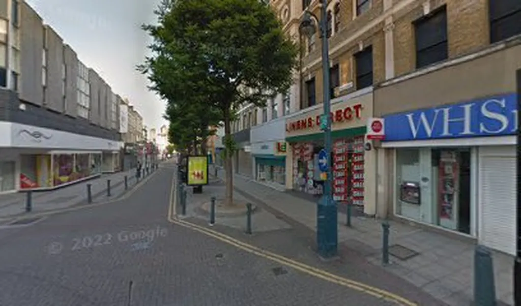 Amazon Counter - Post Office Woolwich