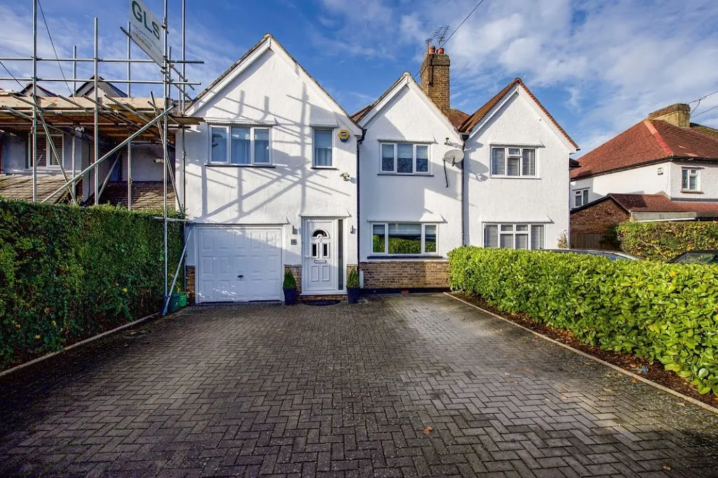 Andrews Residential - Uxbridge