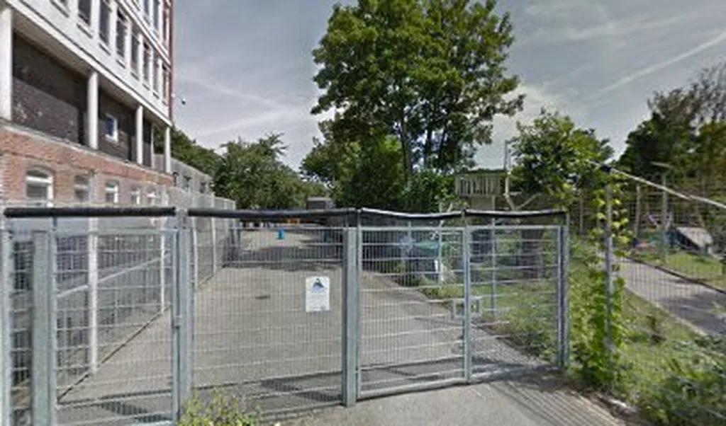 Ashmole Primary School