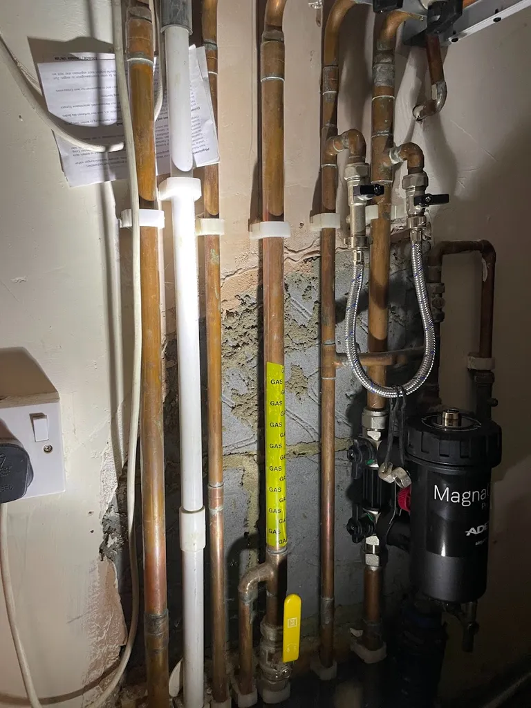 Boiler replacement engineers
