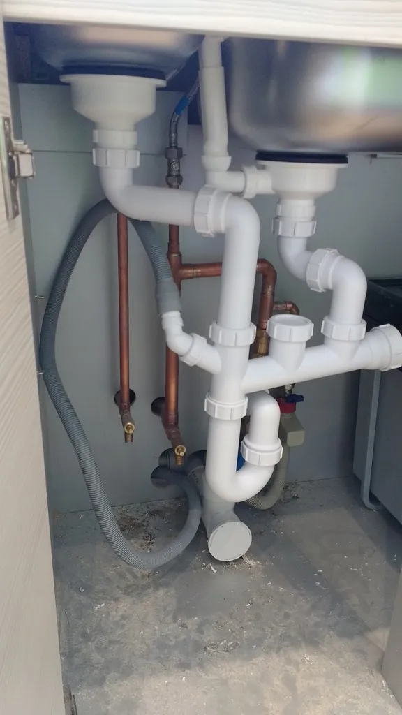 BRIDGE Heating & Plumbing services London Ltd
