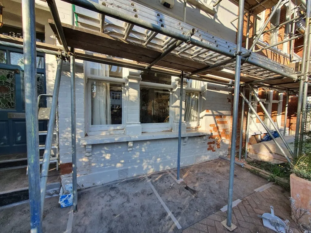 Castle Roofing & Building Ltd