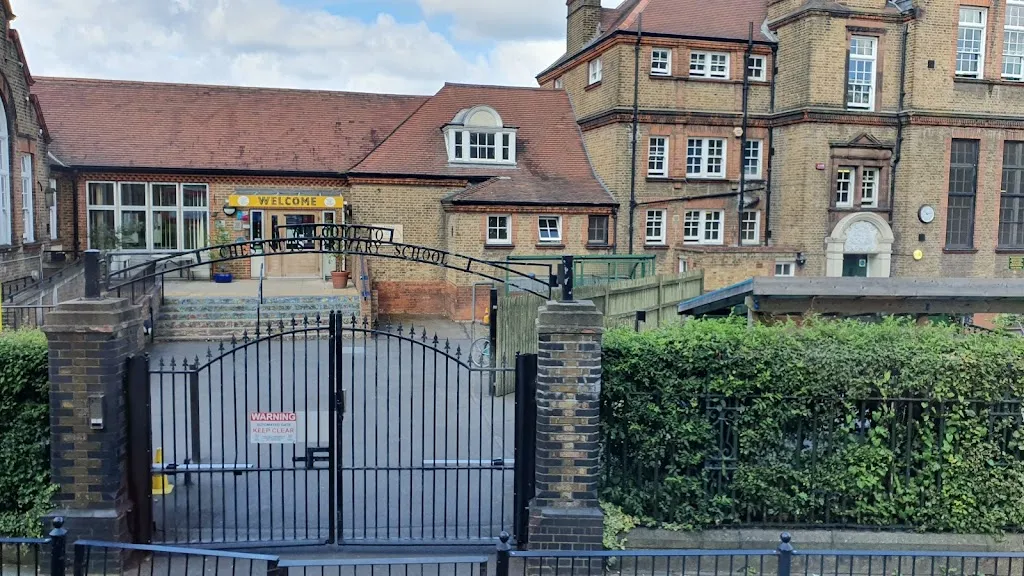 Chestnuts Primary School