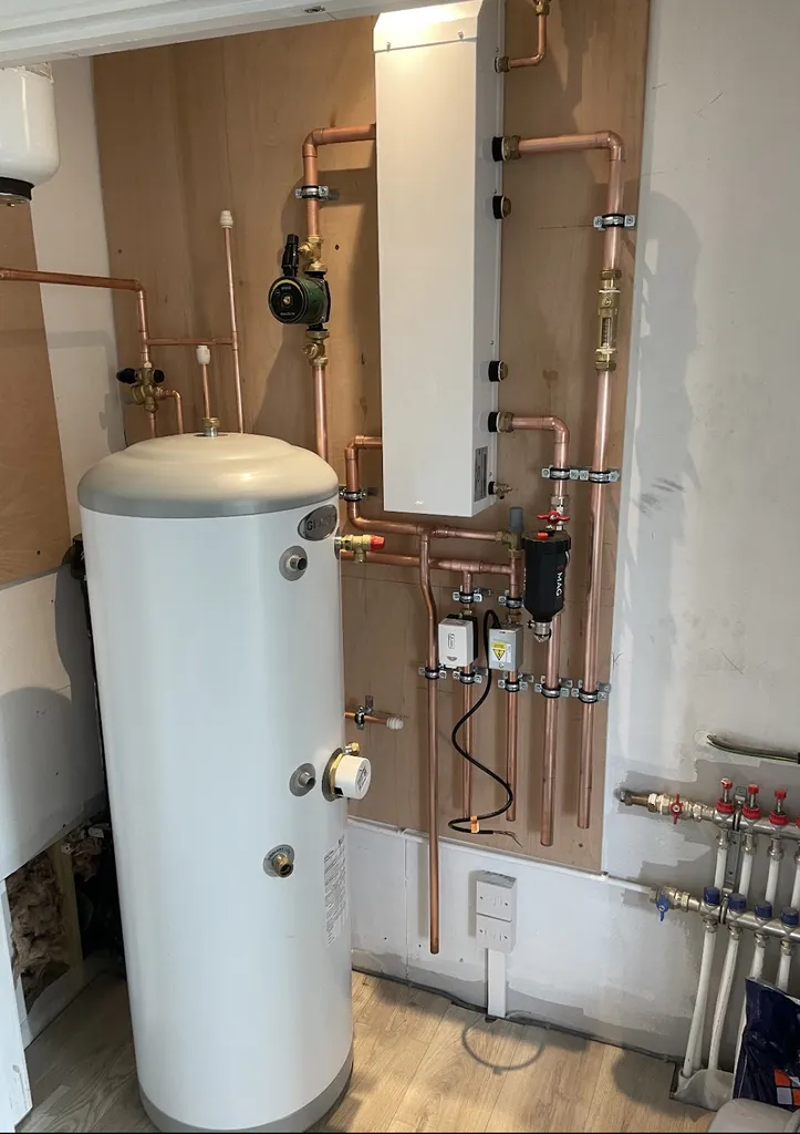 Cloverleaf Plumbing, Heating & Renewables Ltd
