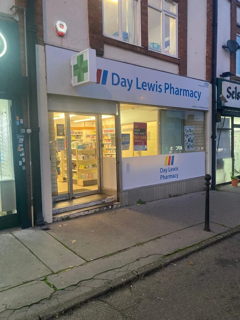 Day Lewis Pharmacy Selsdon 2