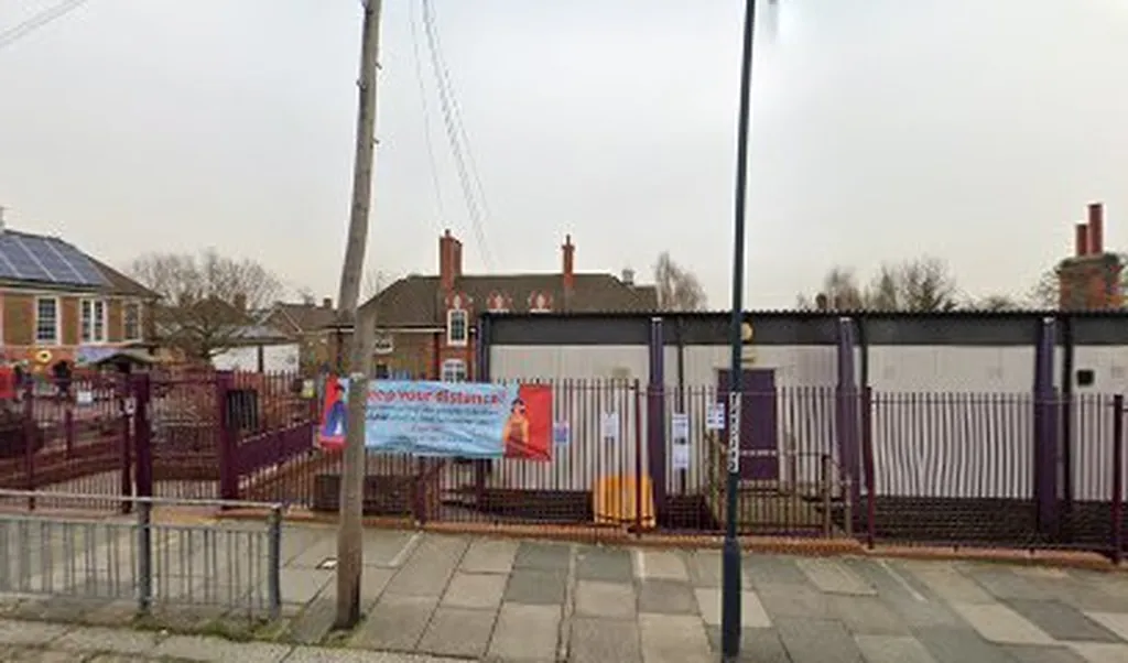 Deansfield Primary School