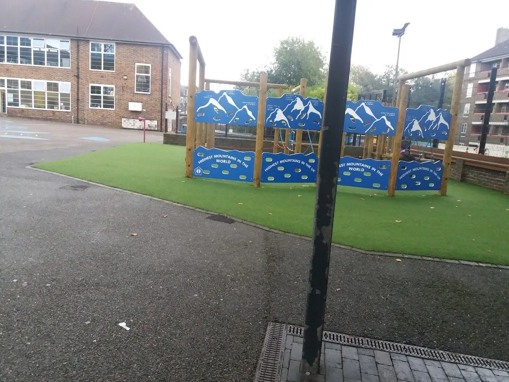Dog Kennel Hill Primary School