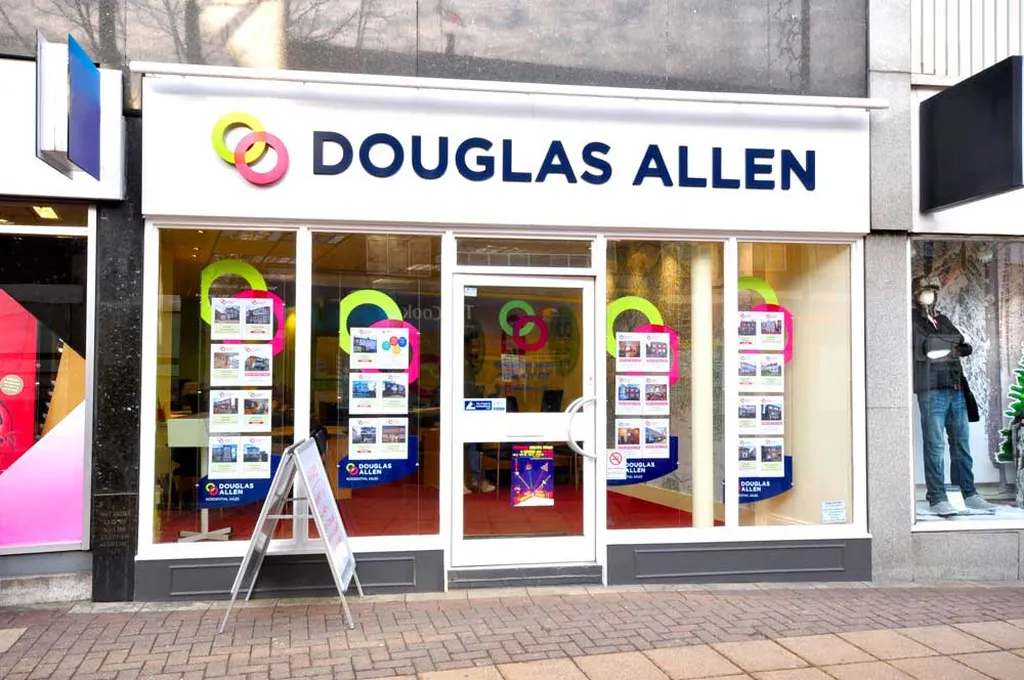 Douglas Allen Hornchurch Estate Agents