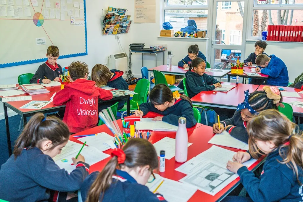 Dwight School London - Woodside Park (Junior School)