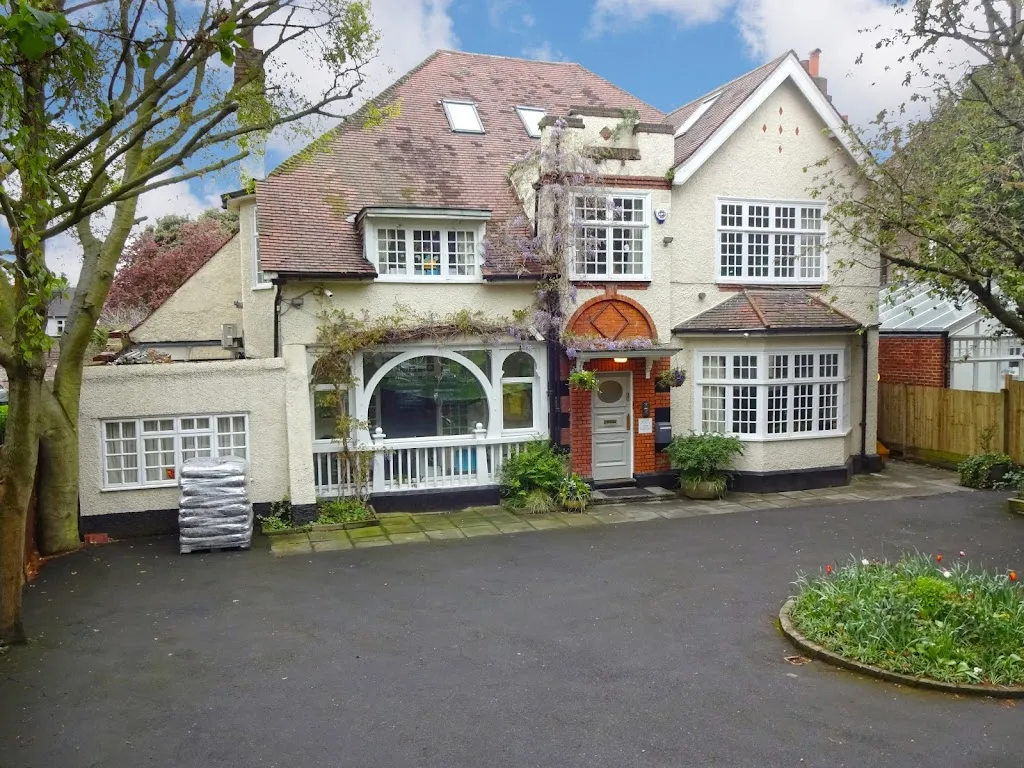 Elm Park Nursery
