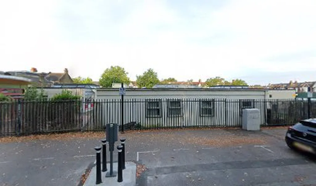 Emmanuel Community School
