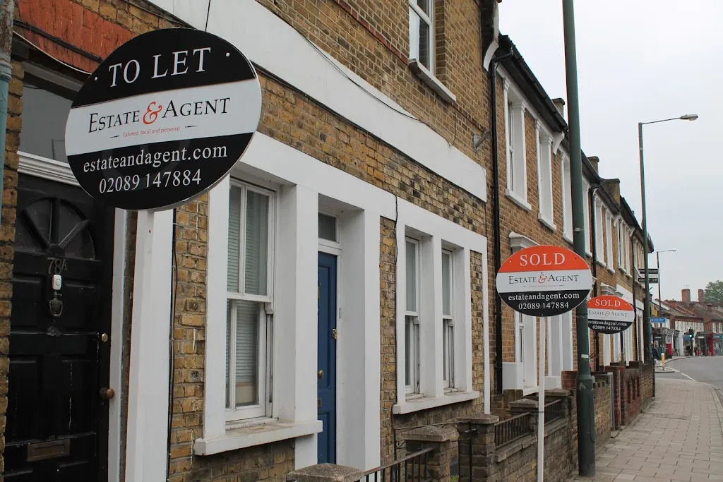 Estate and Agent