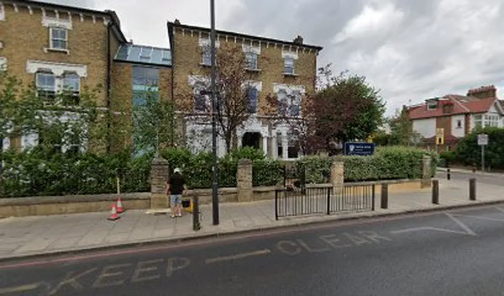 Finton House School
