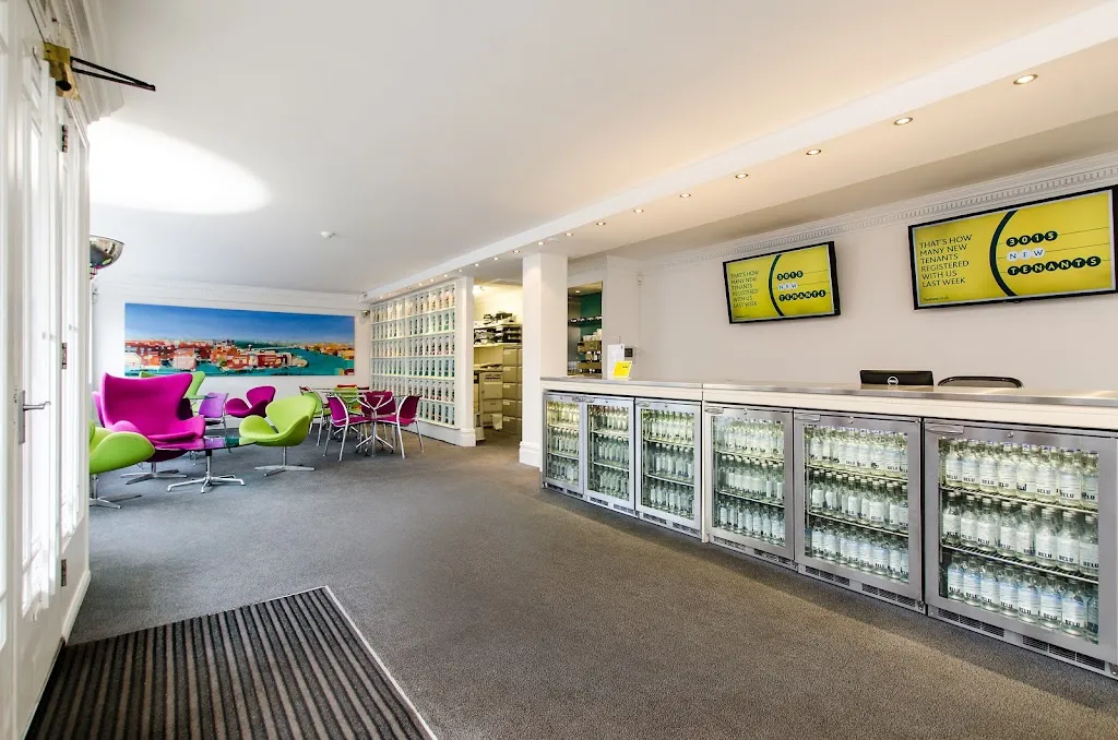 Foxtons Battersea Estate Agents