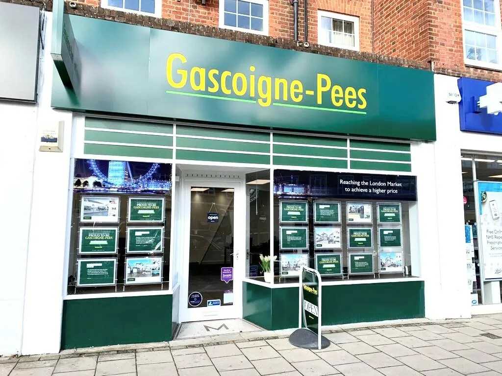 Gascoigne-Pees Estate Agent Chessington
