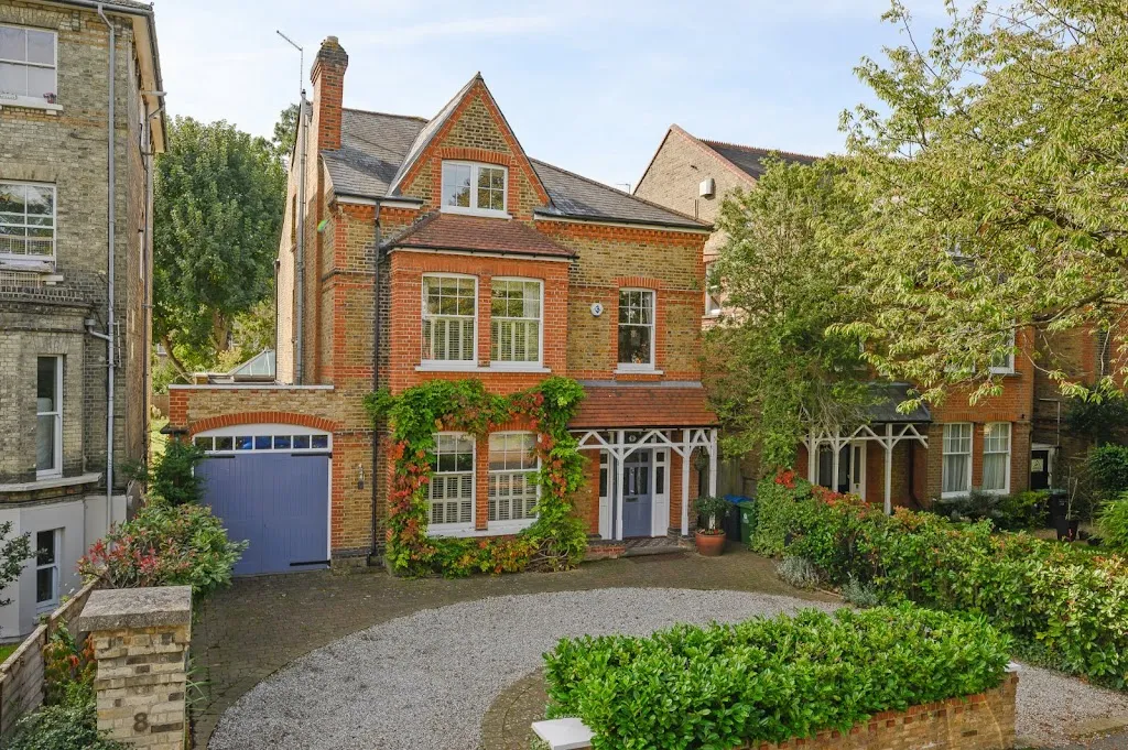 Hawes & Co Estate Agents - Surbiton
