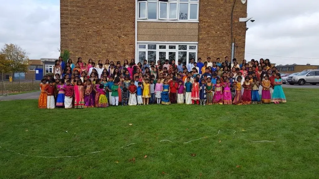 Hendon Tamil School