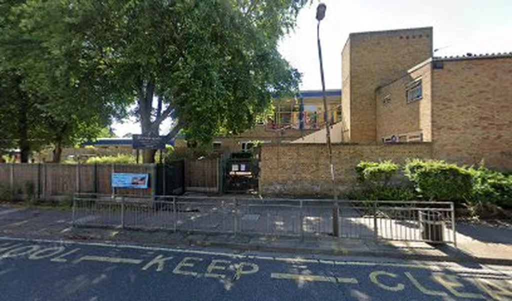 Heronsgate Primary School