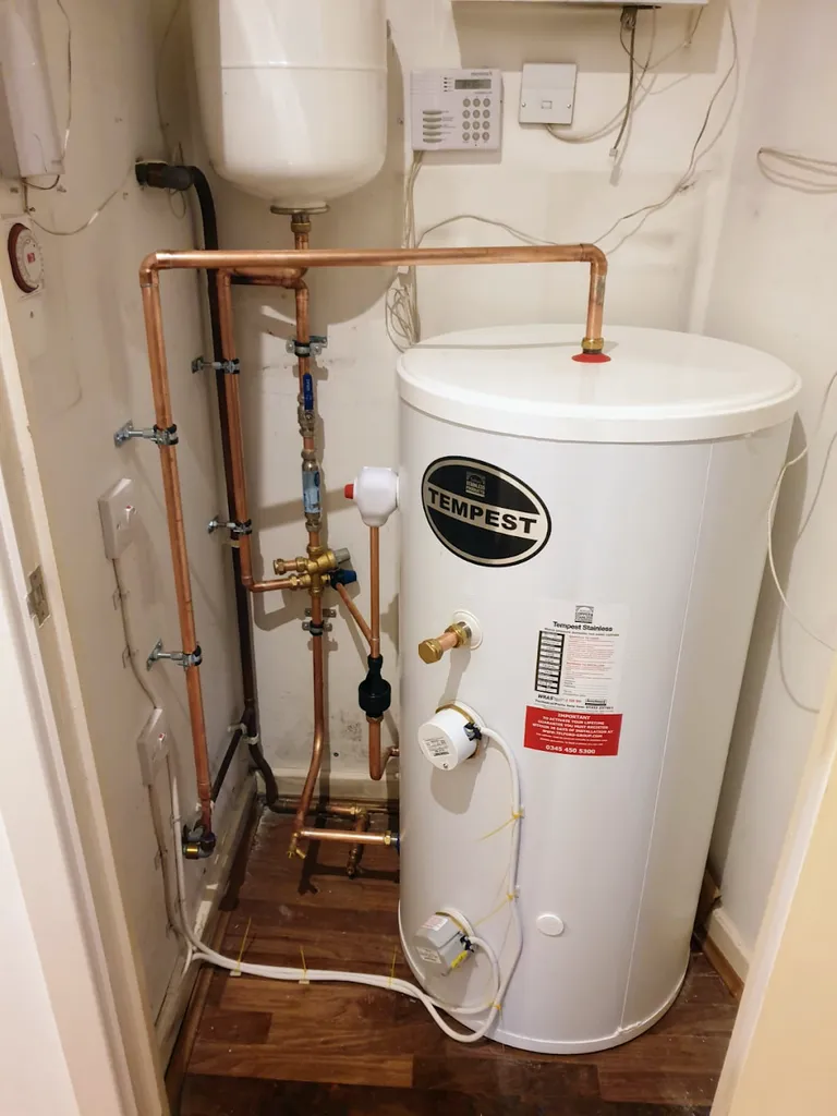 HK Boiler Repair & Plumbing London | Vaillant & Worcester boiler repair & servicing