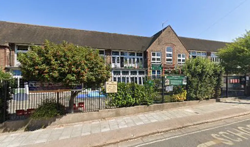 Hollydale Primary School