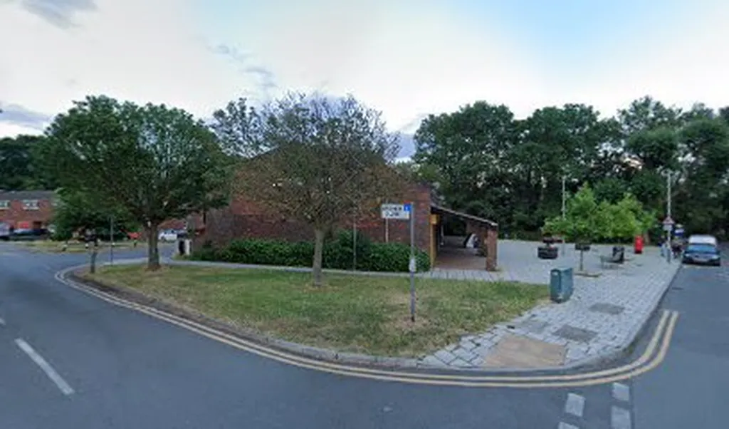 Howletts Lane Post Office