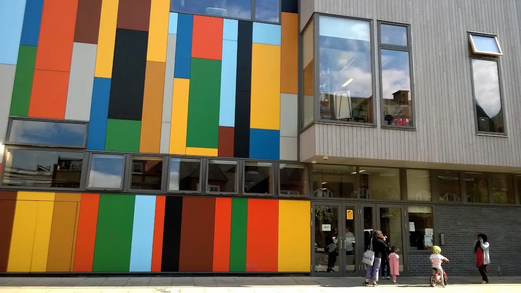 Lauriston School