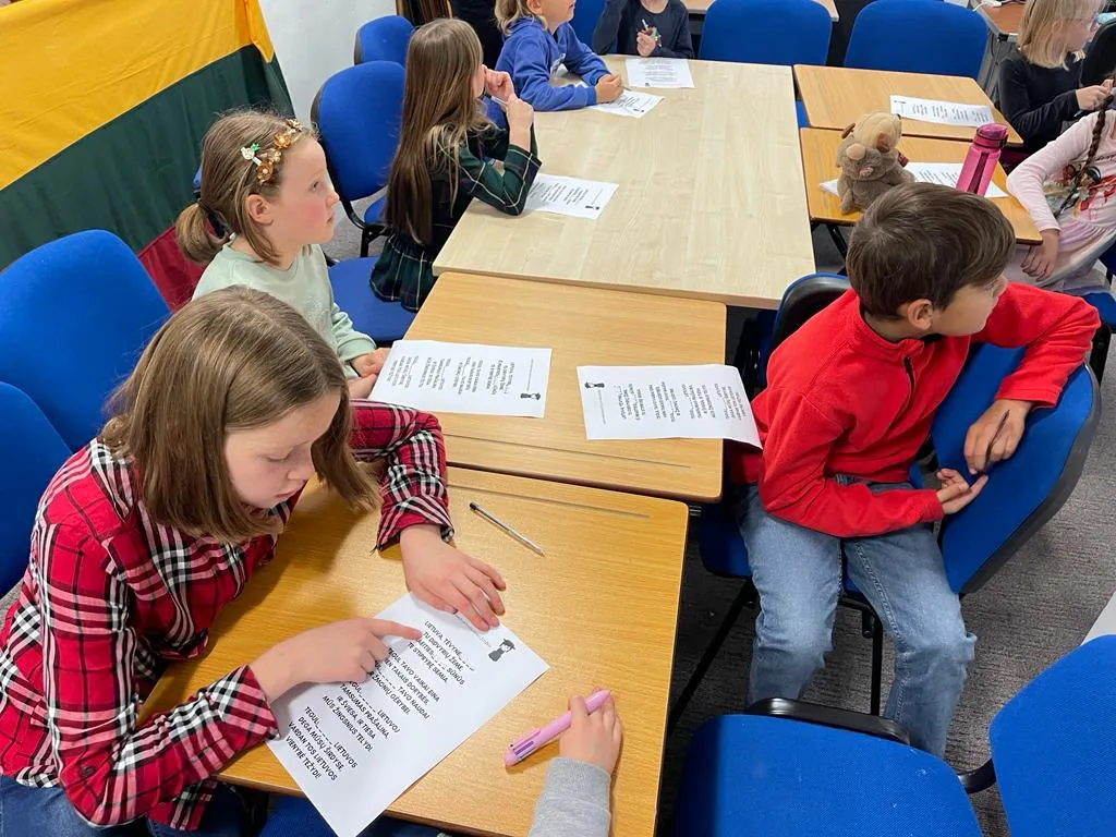 Lithuanian language school Pupa