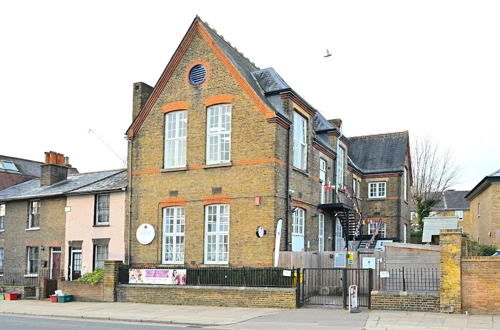 Little Garden The Brentford Day Nursery & Pre-School