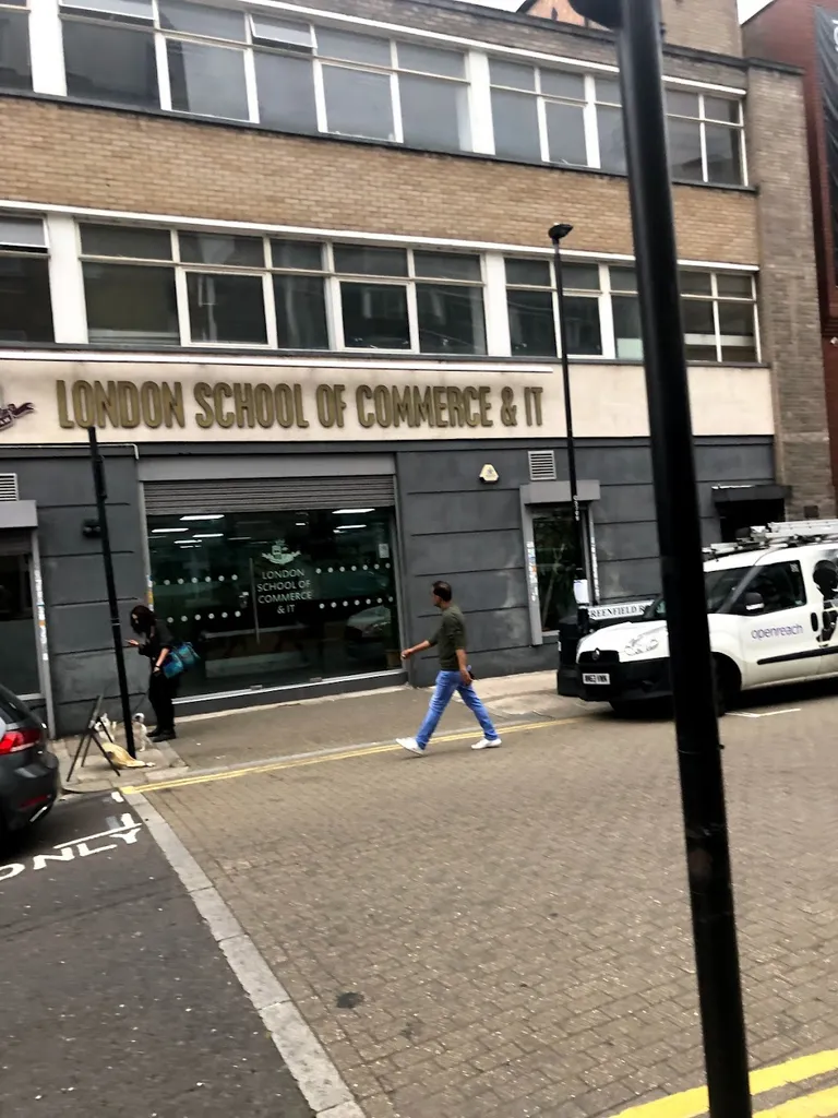 London School Of Commerce & IT